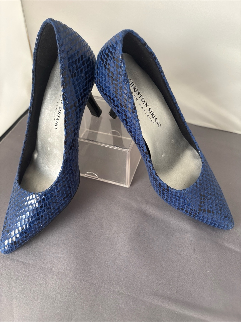 CHRISTIAN SIRIANO ROYAL/NAVY BLUE FAUX SNAKESKIN POINTED TOE HEELS PUMP SHOE SIZ